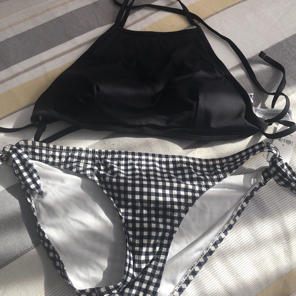 Gap Bikini (top NWT only)